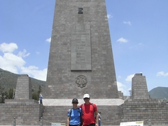 Äquatordenkmal Mitad del Mundo - Ecuador